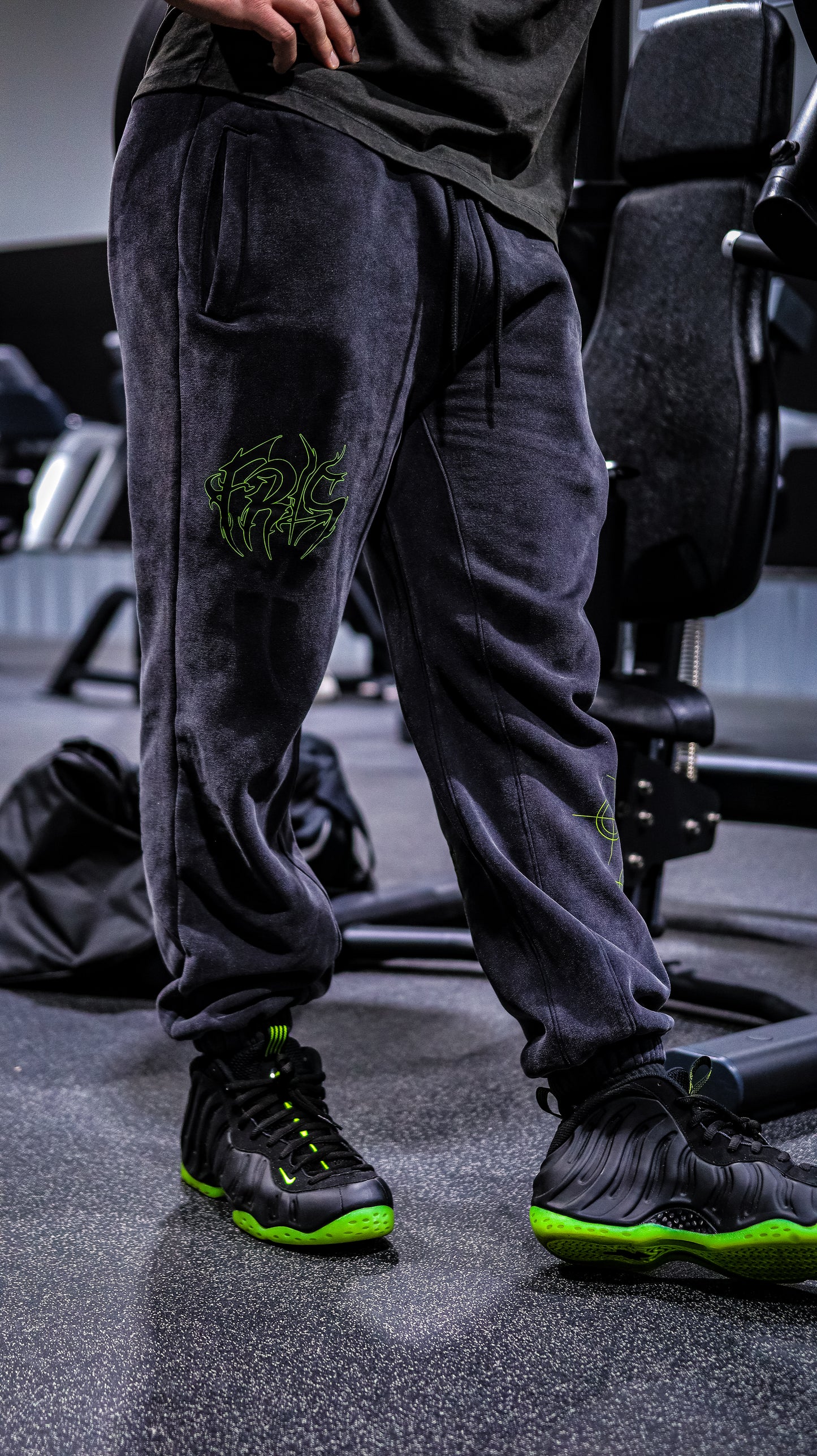FRLS NIGHTFALL HEAVY WEIGHT SWEATPANTS