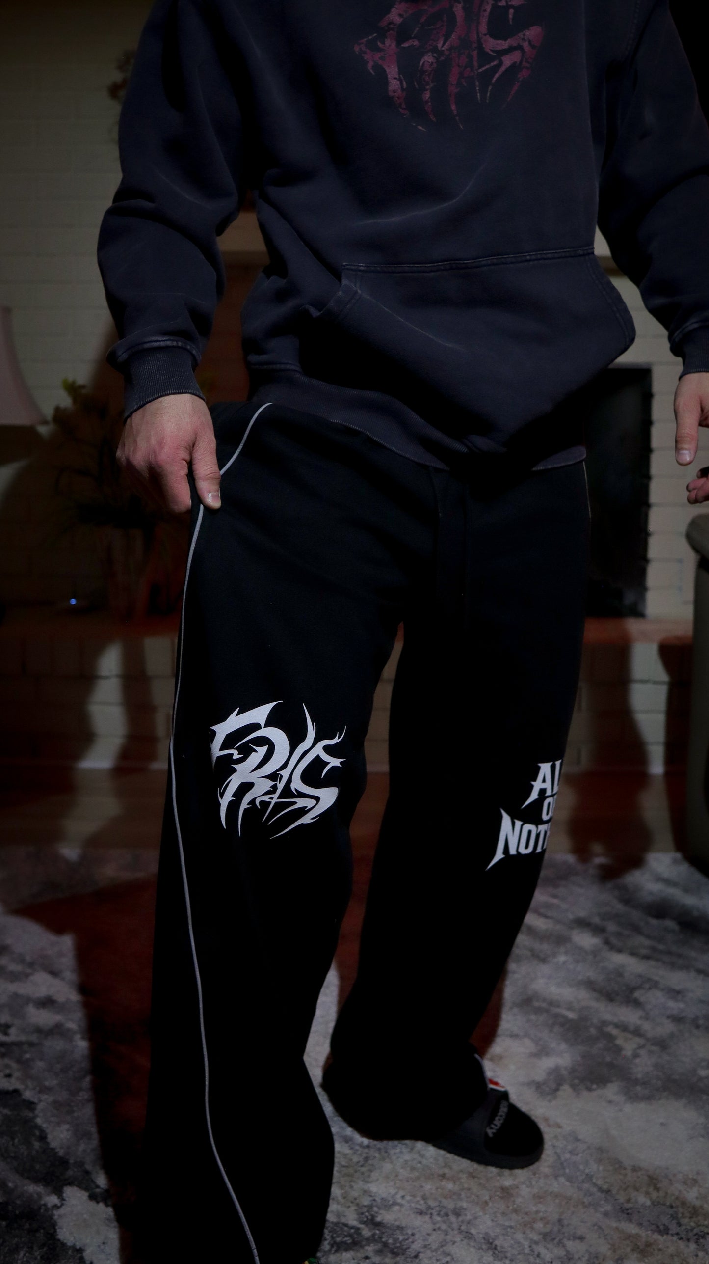 FRLS AON STRAIGHT LEG BAGGY FIT SWEATPANTS -3M REFLECTIVE